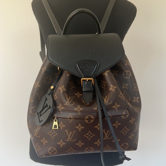 Louis Vuitton Montsouris NM Backpack Monogram PM - Picture 3 of 15